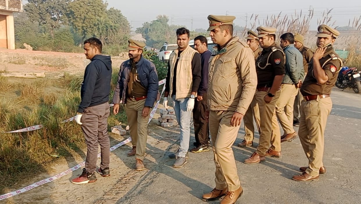 Theft case in Chowki in Kanpur, police and miscreant encounter, pistol recovered