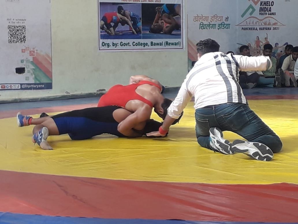 Yaduvanshi College became overall winner in freestyle wrestling competition