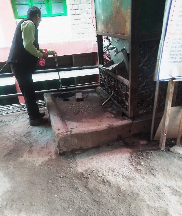 Patients yearn for water in Regional Hospital Mandi