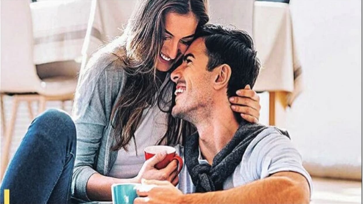 People opinion is divided on live-in relationships, giving their arguments in favor and against