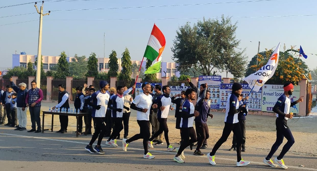 Indian Navy's yatra reached Dadri, 43 km marathon was conducted