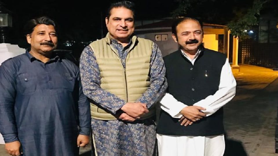 Azam close friends are leaving in Rampur Naved Miyan claims SP candidate defeat by election