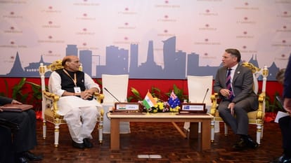 रक्षा मंत्री राजनाथ सिंह और ऑस्ट्रेलिया के उपप्रधानमंत्री रिचर्ड मार्लेस
