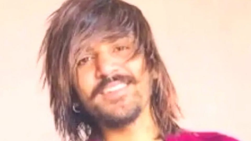 Death of social media star Rowdy Bhati car collided with tree in greater noida