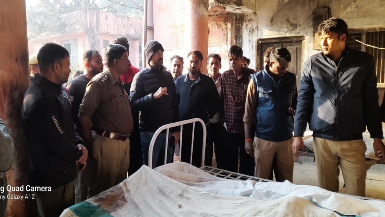 Road Accident news BIG road accident in Palia of Lakhimpur Kheri car overturned many died