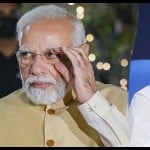 नरेंद्र मोदी और मनीष तिवारी।