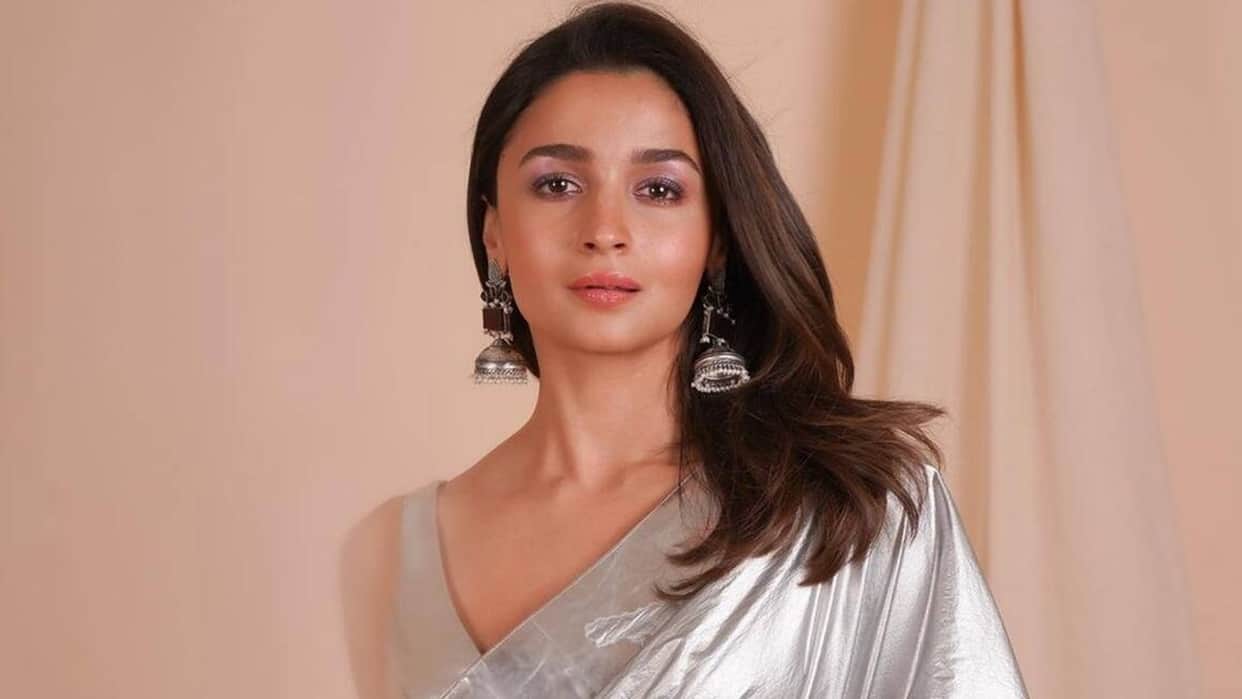 Alia Bhatt compared herself Character of Isha in Brahmastra said love adventure and new experiences