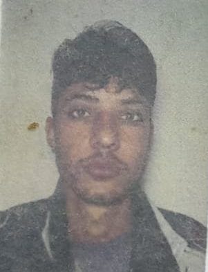Pithoragarh nws: Stone fell on canter, driver-cleaner died