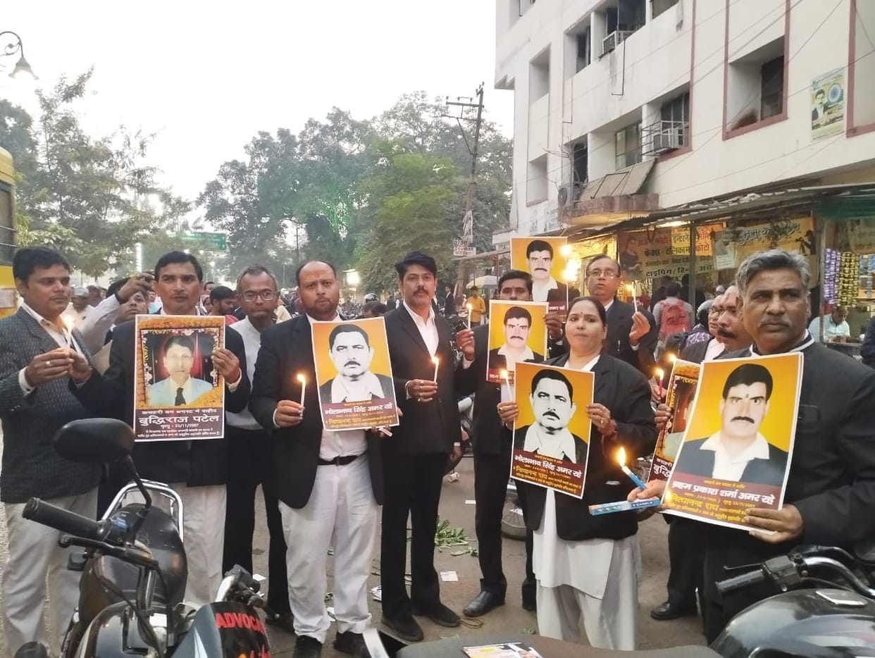 Varanasi court bomb blast: Candle march on the eve of bomb blast, martyred advocates remembered like this