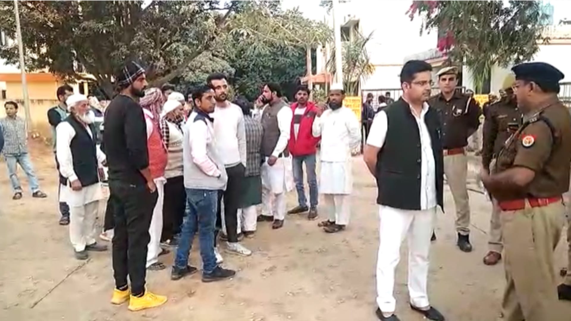 Bijnor Police reveals shamik Murder case, girlfriend became the reason for murder