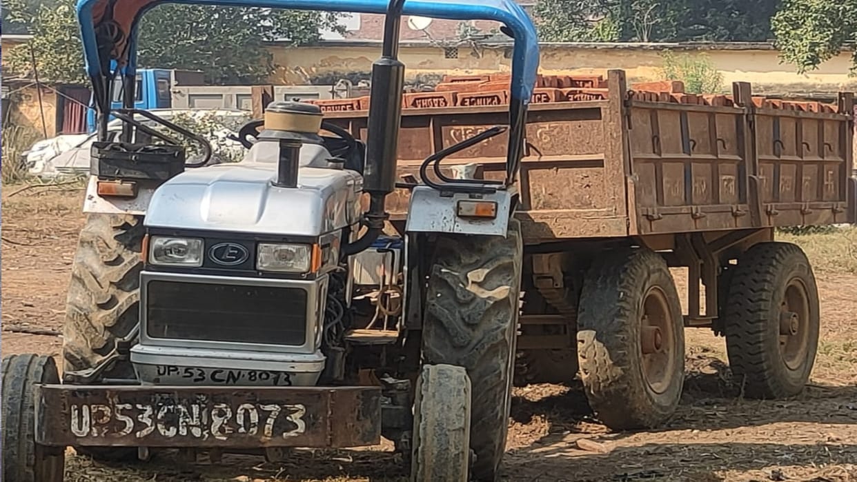 Two killed in road accident after speeding bike rammed into tractor trolley in gorakhpur