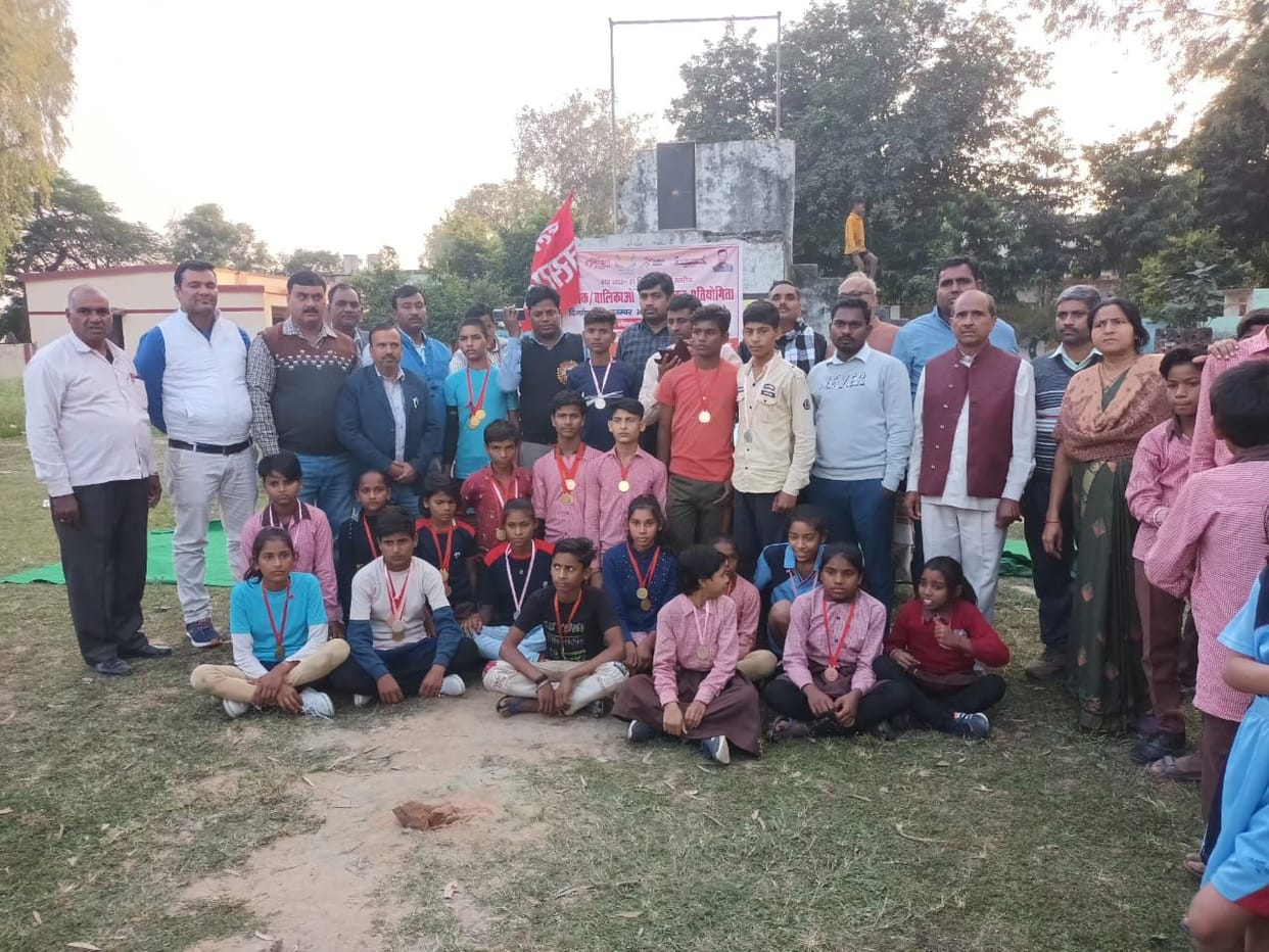 Firozabad: Block level sports competition organized at BRC