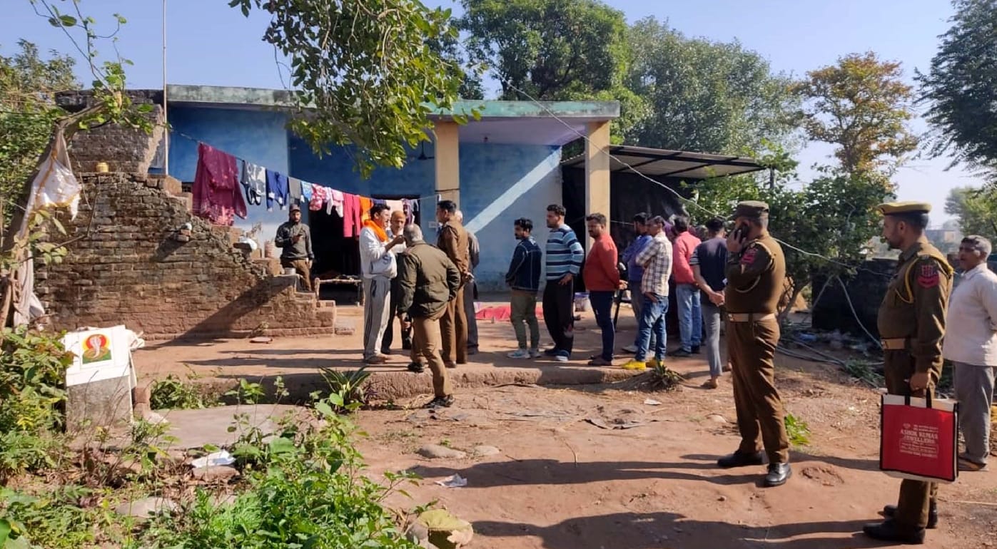 kathua Hiranagar 25 day old girl became orphans brother killed another brother and sister in law
