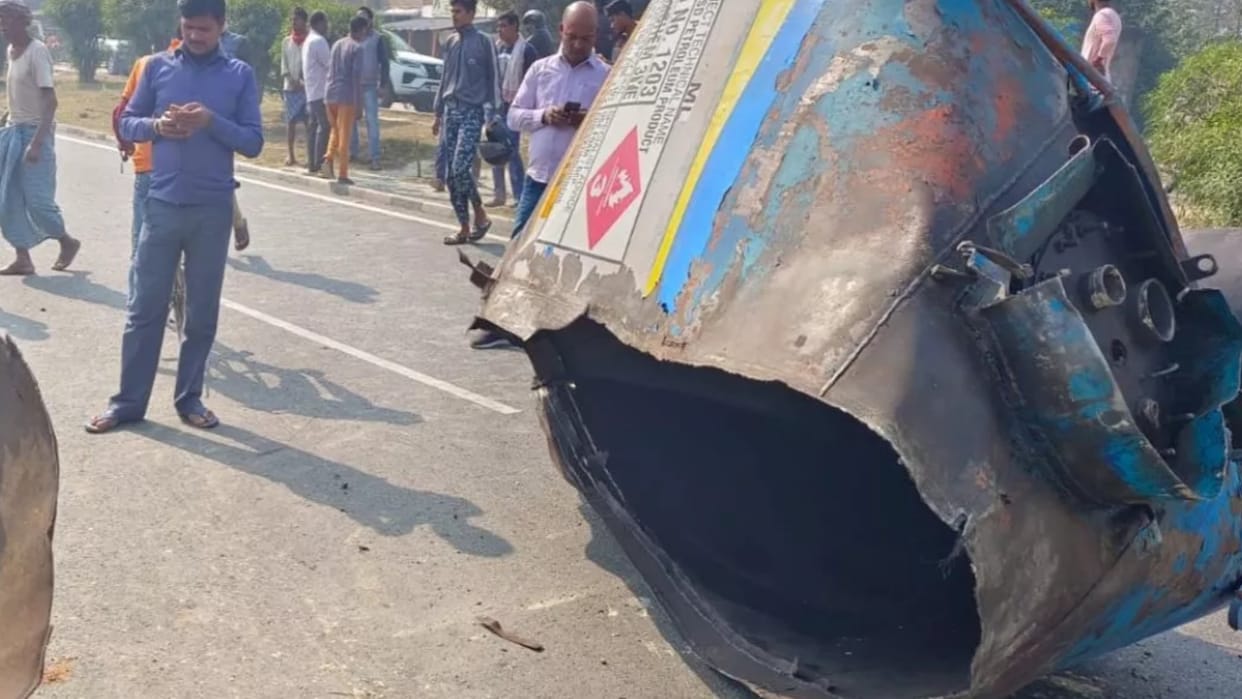Blast in petrol tanker on Hajipur-Muzaffarpur road on NH 22