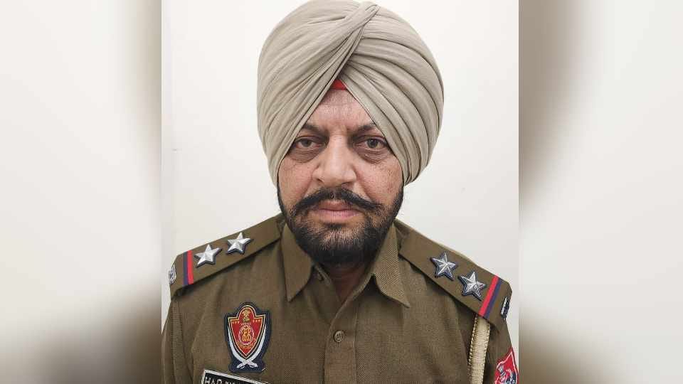STF arrested sub-inspector with heroin and drug money in Ludhiana