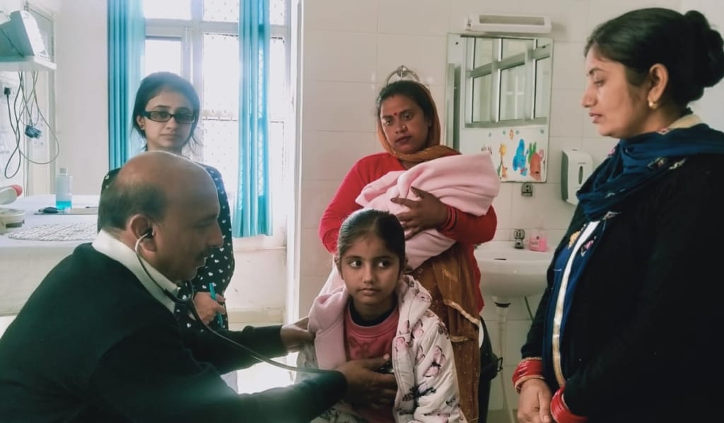 sirmaur news children effected  with jukam cold and fever in ponta sahib