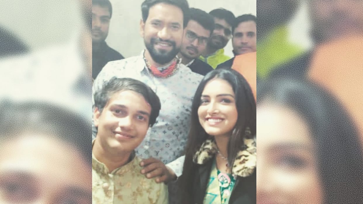 bhojpuri actress Aamrapali dubey shower her love on nirahua hindustani aka dinesh lal yadav son aditya birthda