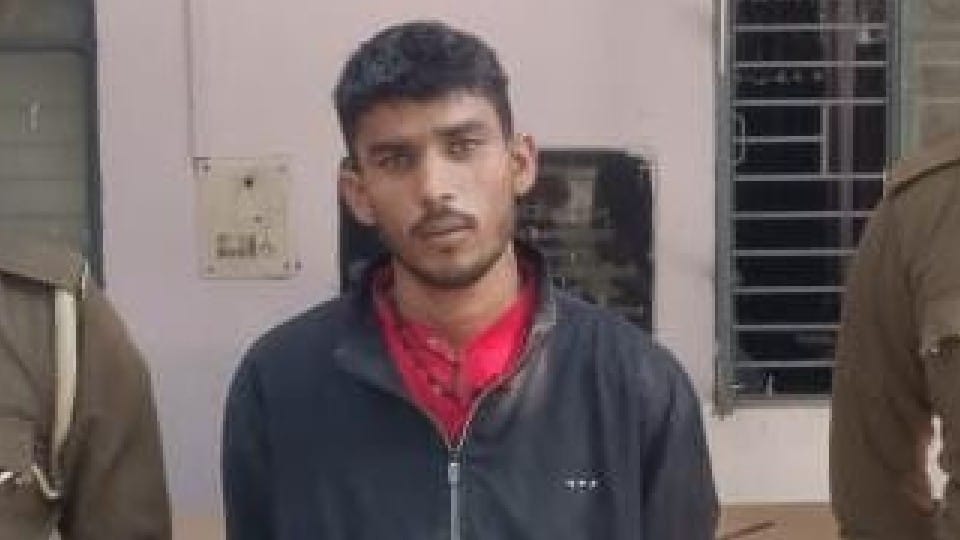 police arrested a man for posting photo on Facebook with pistol in mathura