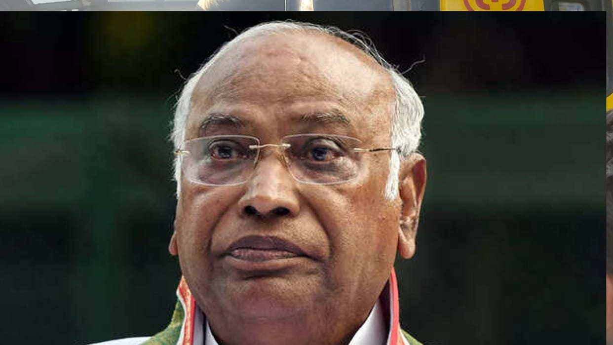 Congress President Mallikarjun Kharge will also be a part of Bharat Jodo Yatra, will come to Indore on 26th No