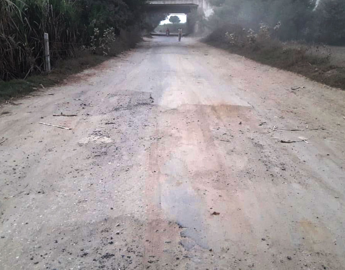 Khekra-Katha road is dilapidated, people are facing problems
