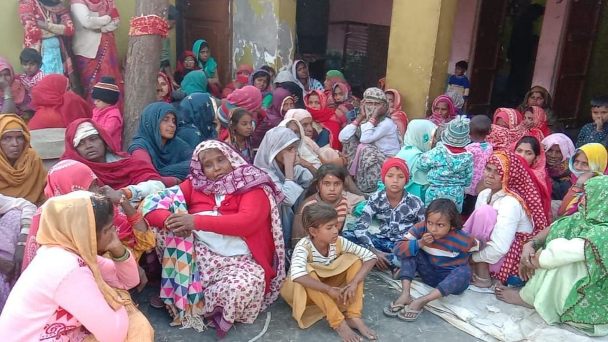 The last rites of the girl child took place in Sonipat in a sad atmosphere