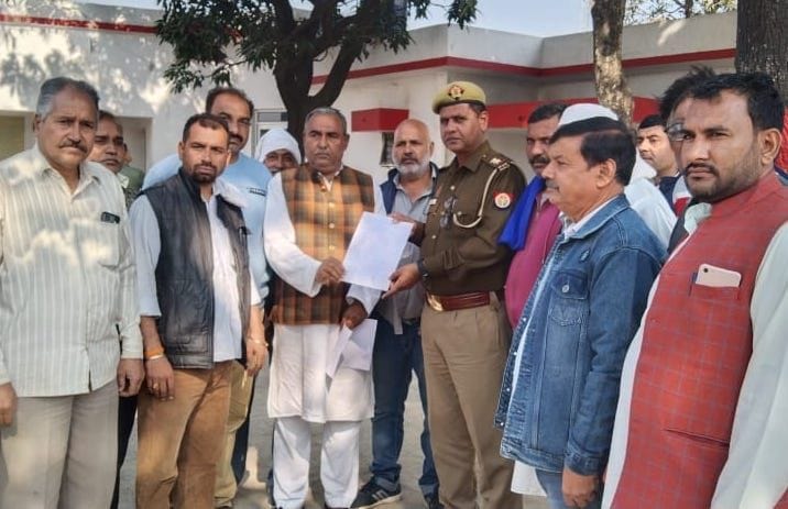 Demonstration against overloaded vehicles