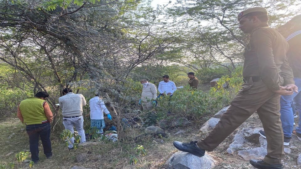 Dead body of woman found in suitcase in Faridabad