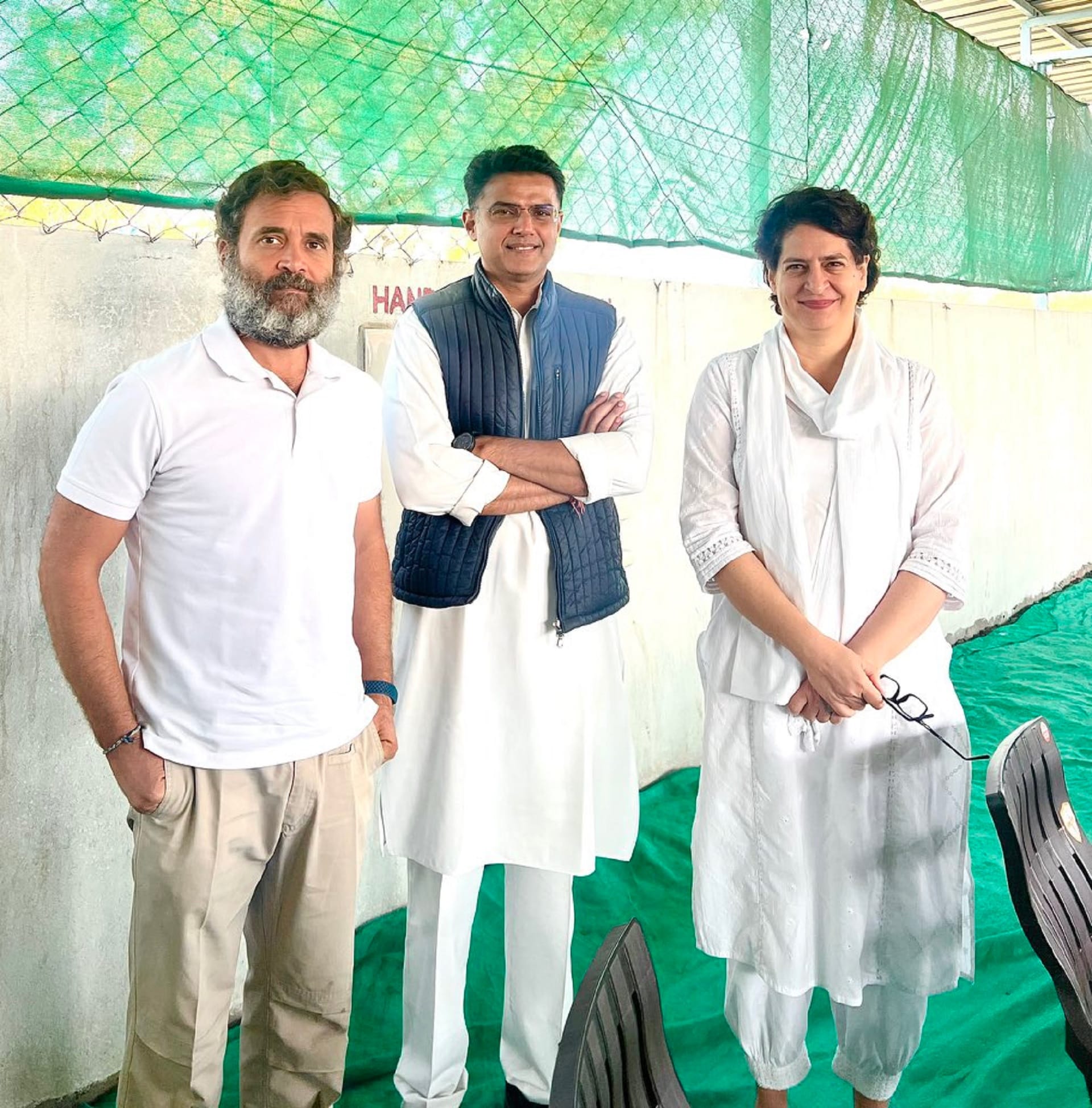 Ashok Gehlot Vs Sachin Pilot KC Venugopal Will Be In Jaipur 29 November to Resolve the Crisis