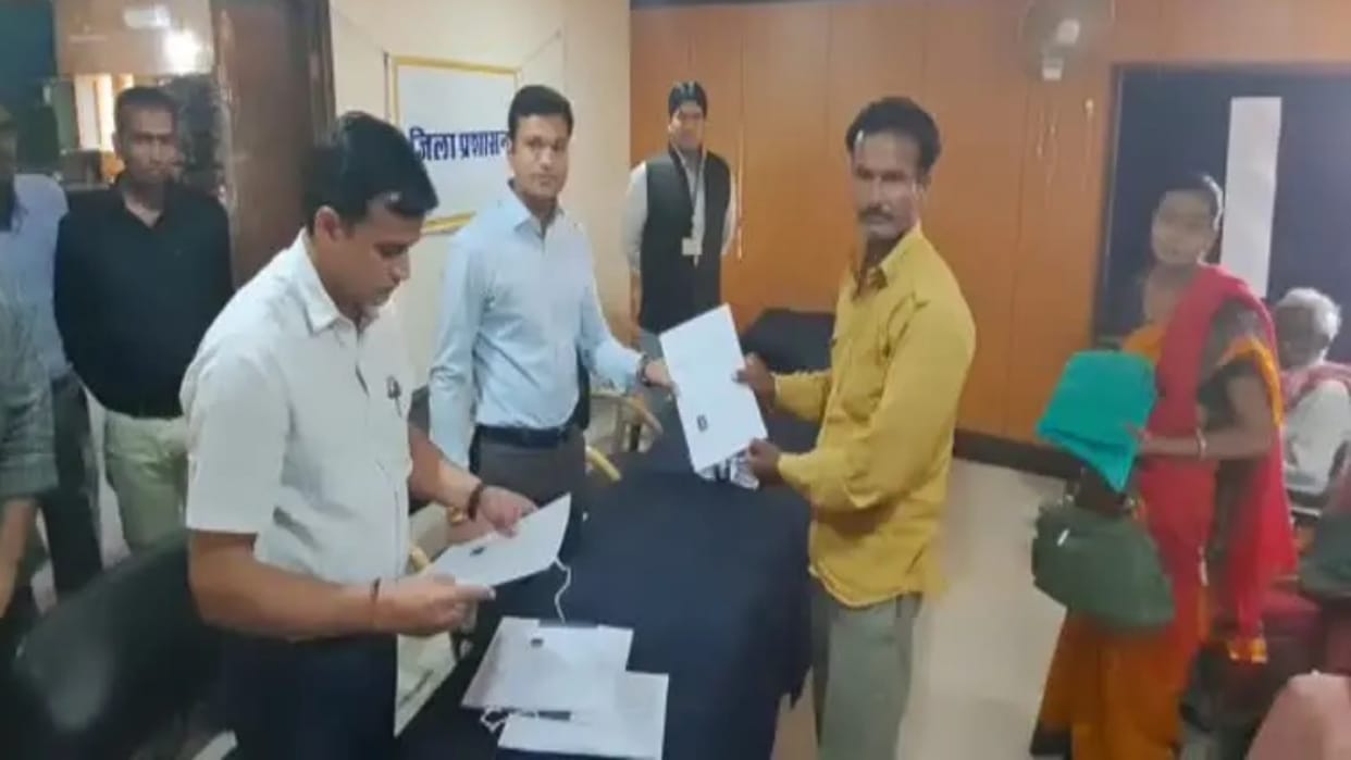 Rajasthan 140 Pakistani migrants got Indian citizenship in Jodhpur