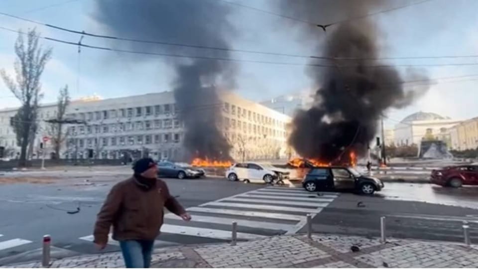 Russia Ukraine Crisis: Ukraine trying to restore electricity in country after devastating attacks