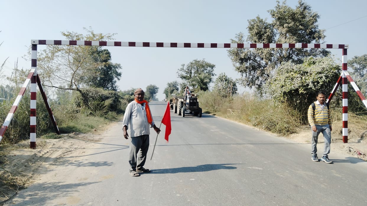 Row over movement of heavy vehicles on Kosi bridge for three months