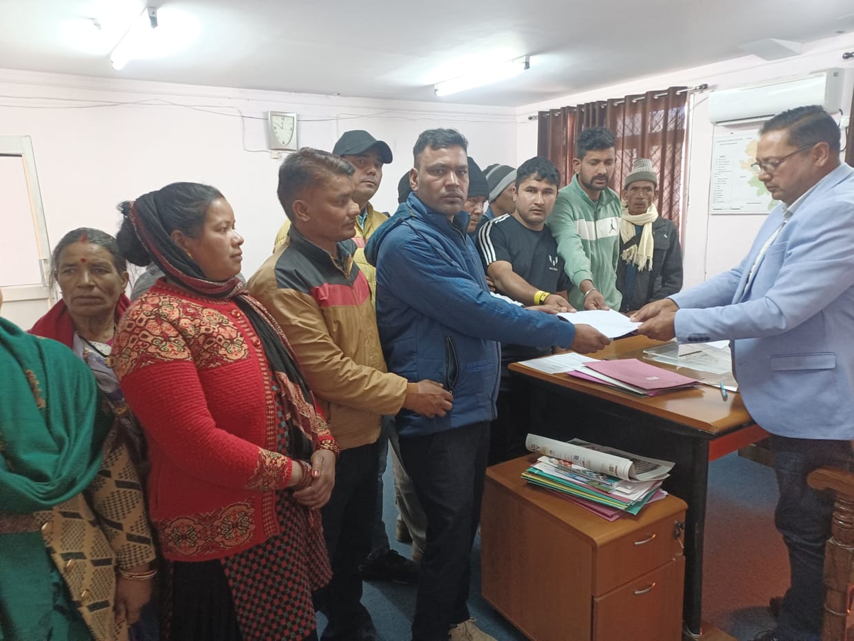 Demonstration of the villagers of Simaltukra and Basauti in the Collectorate