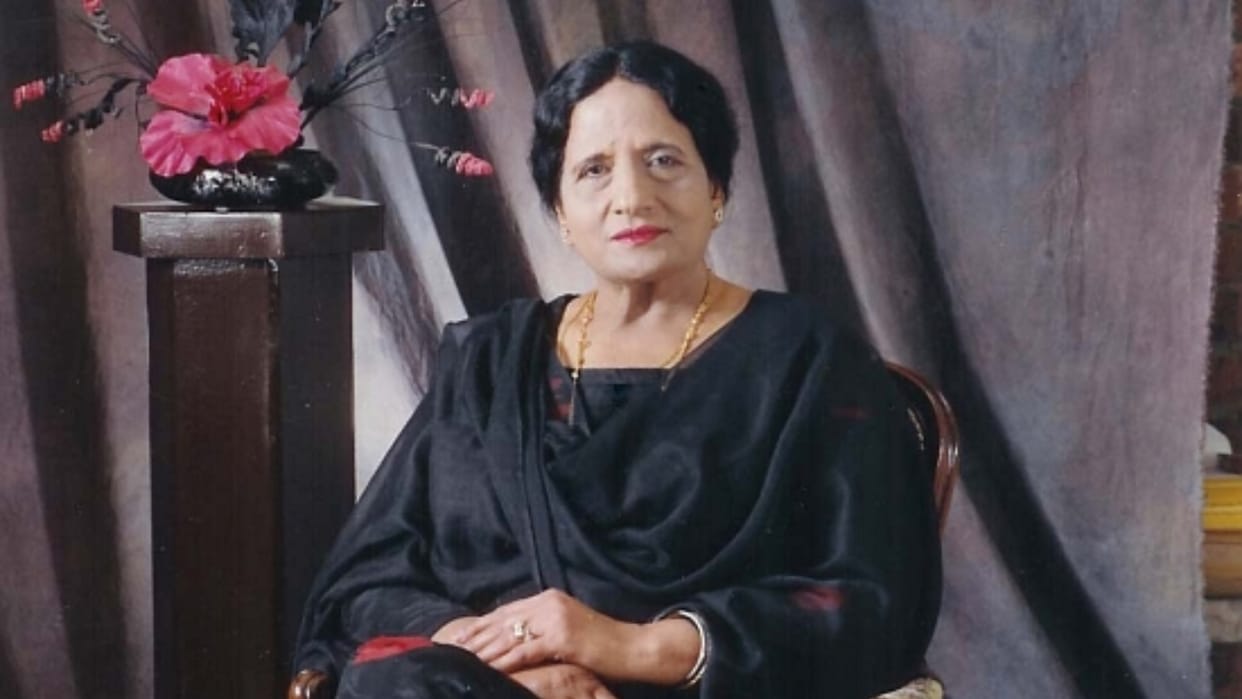 Surinder Kaur Birthday Special know Punjabi singer whose songs became super hit after 50 years career life