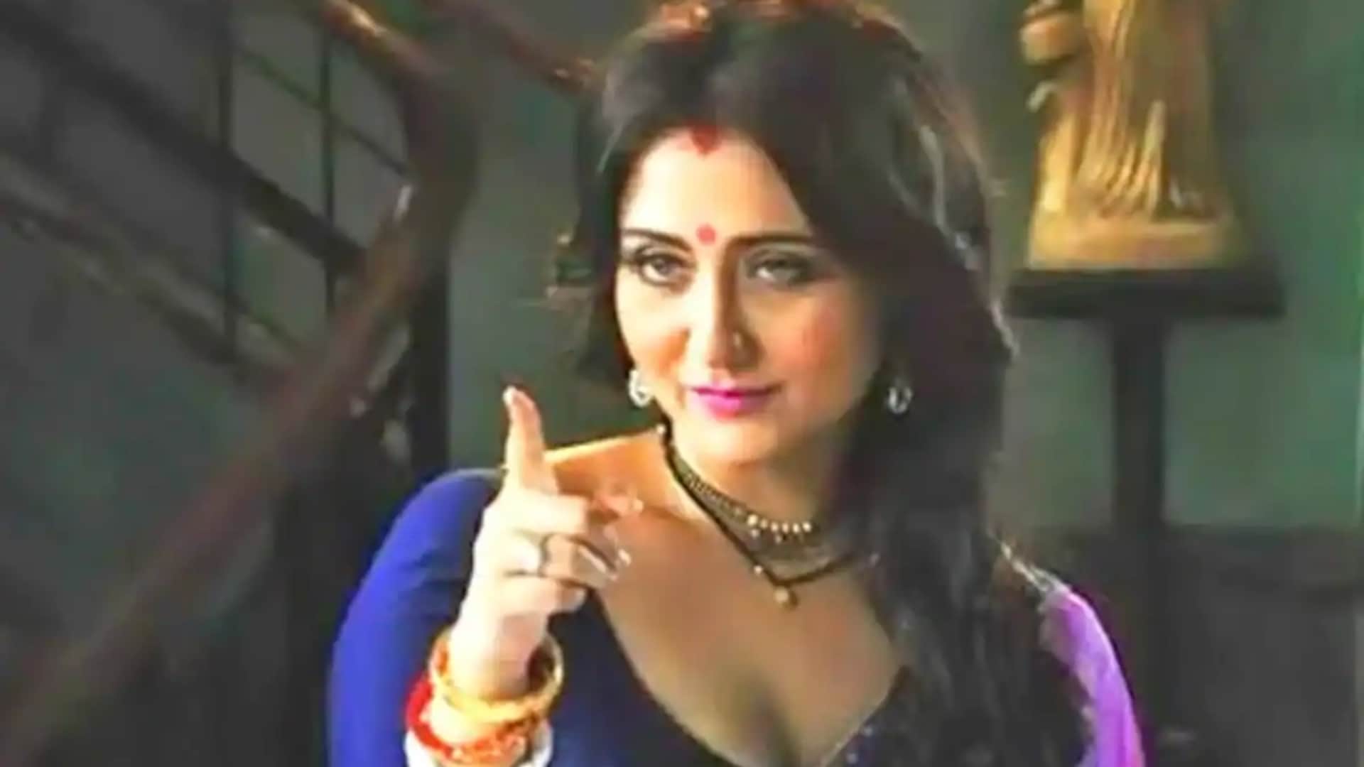 list of Bengali Actresses Paoli Dam Rii Sen Swastika Mukherjee Sreelekha Mitra who gave bold scenes in movies