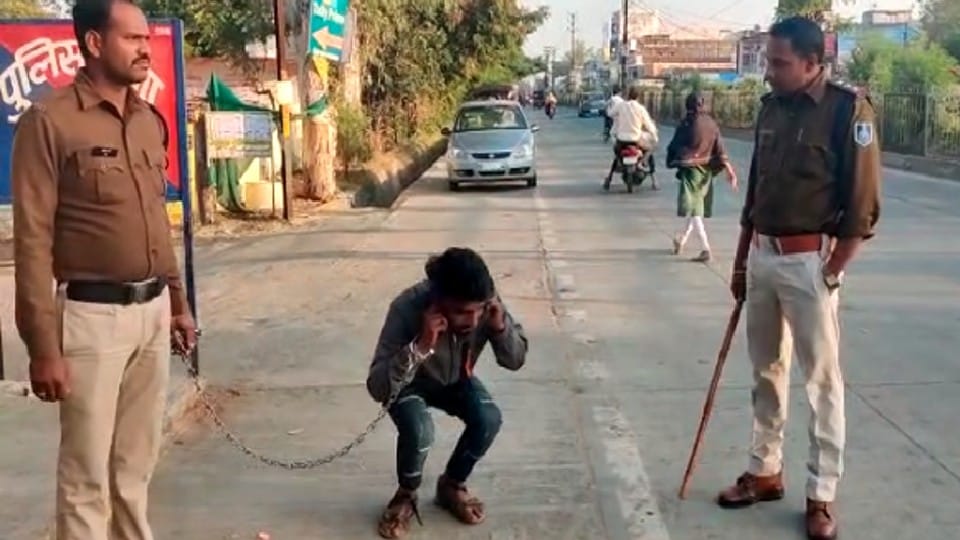 Shajapur: Police took out a procession of mischievous people, got sit-ups done along the way