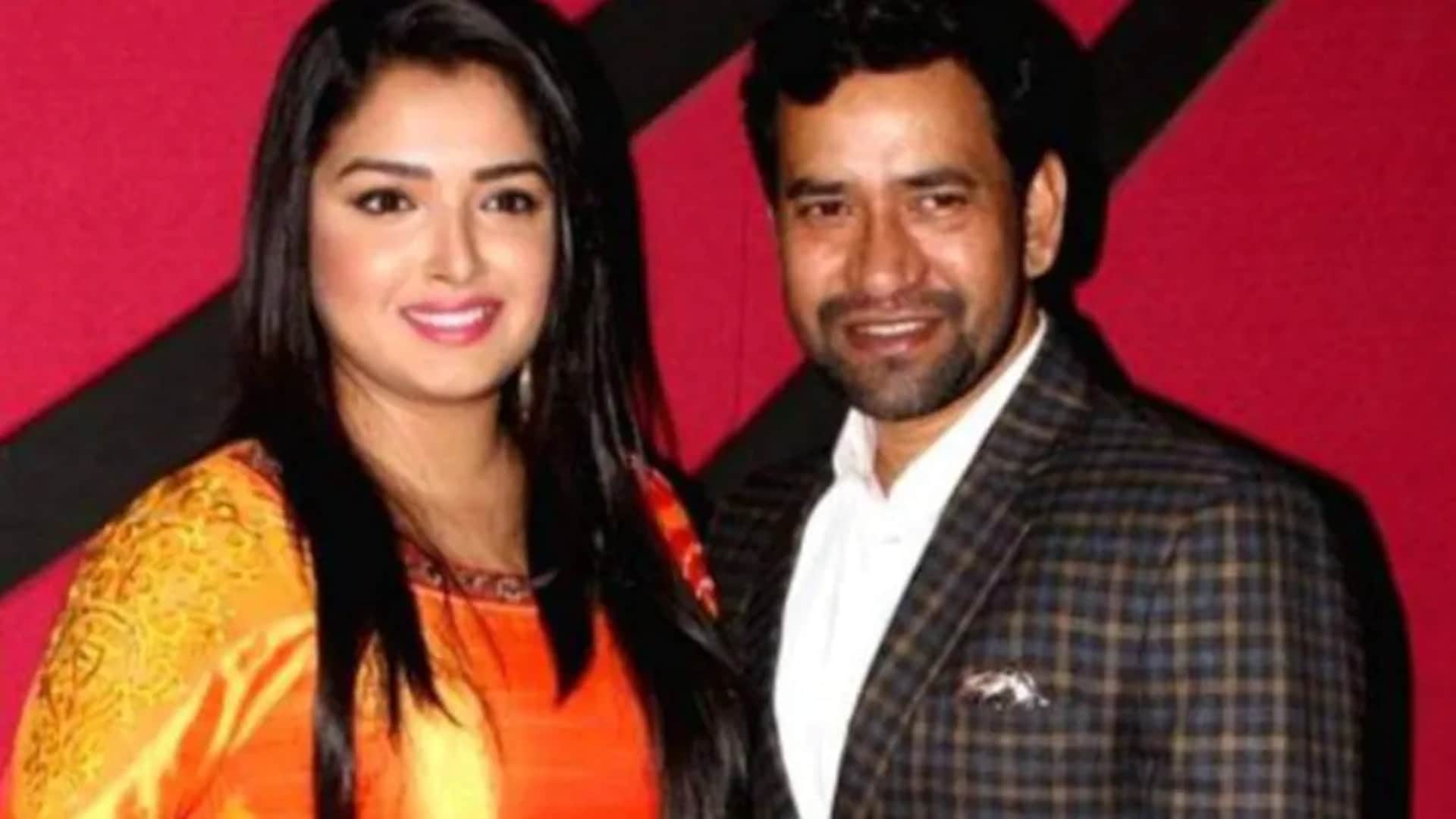 bhojpuri actress Aamrapali dubey shower her love on nirahua hindustani aka dinesh lal yadav son aditya birthda