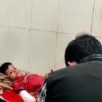 घायल बच्चों का इलाज जिला अस्पताल में जारी है।
