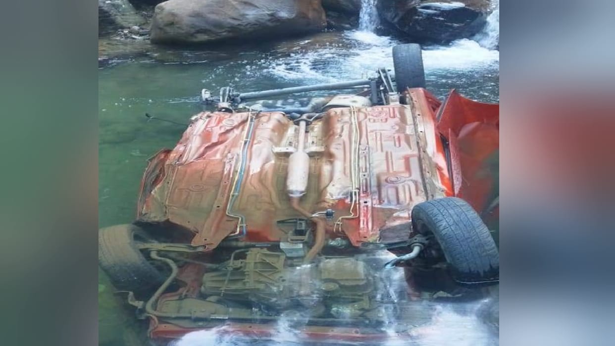 Car fell into Khagna Khad in Chopal, youth died