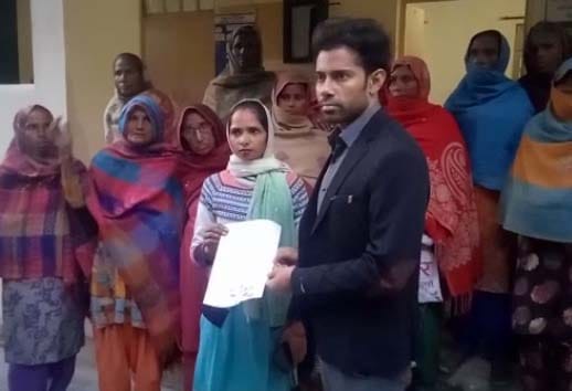Uproar in the election of ration dealer in Sultanpur Bastam