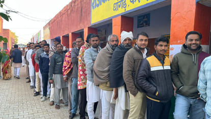 Voters showed great enthusiasm in the Panchayat elections in Fatehabad
