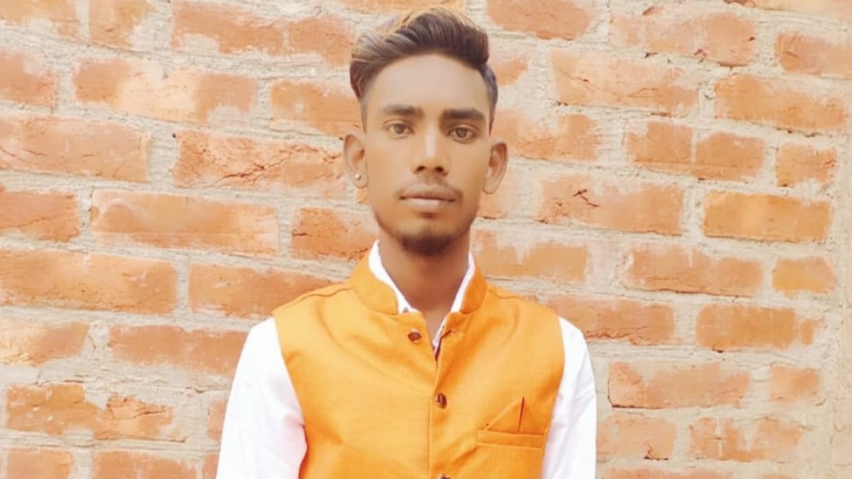 dead body found of young man in field at Gorakhpur
