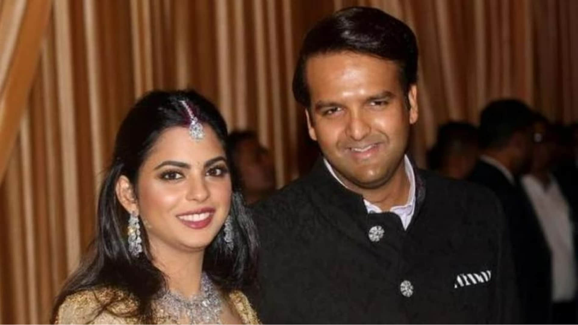 Isha Ambani and anand piramal wedding took place in a royal style Before Anant ambani and Radhika merchant