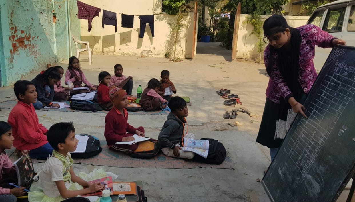 10 council schools in Farrukhabad with the help of two teachers and four education friends