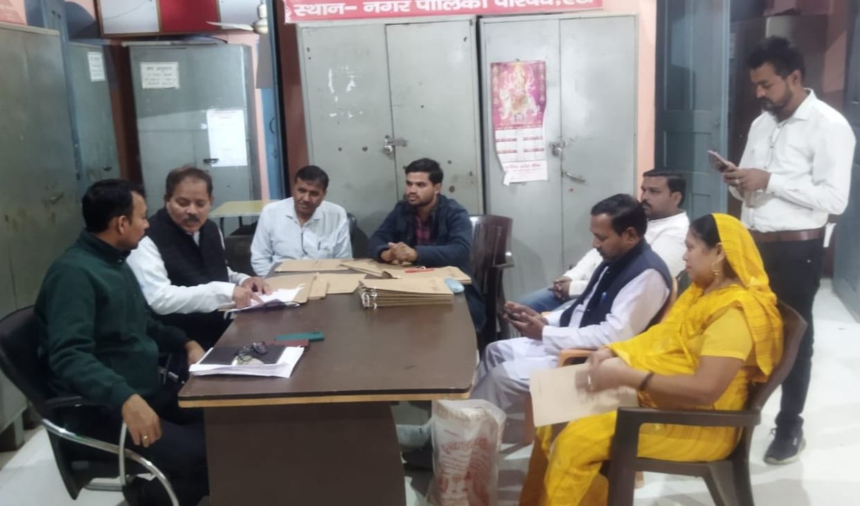 Anupam Commercial Complex six shops auctioned