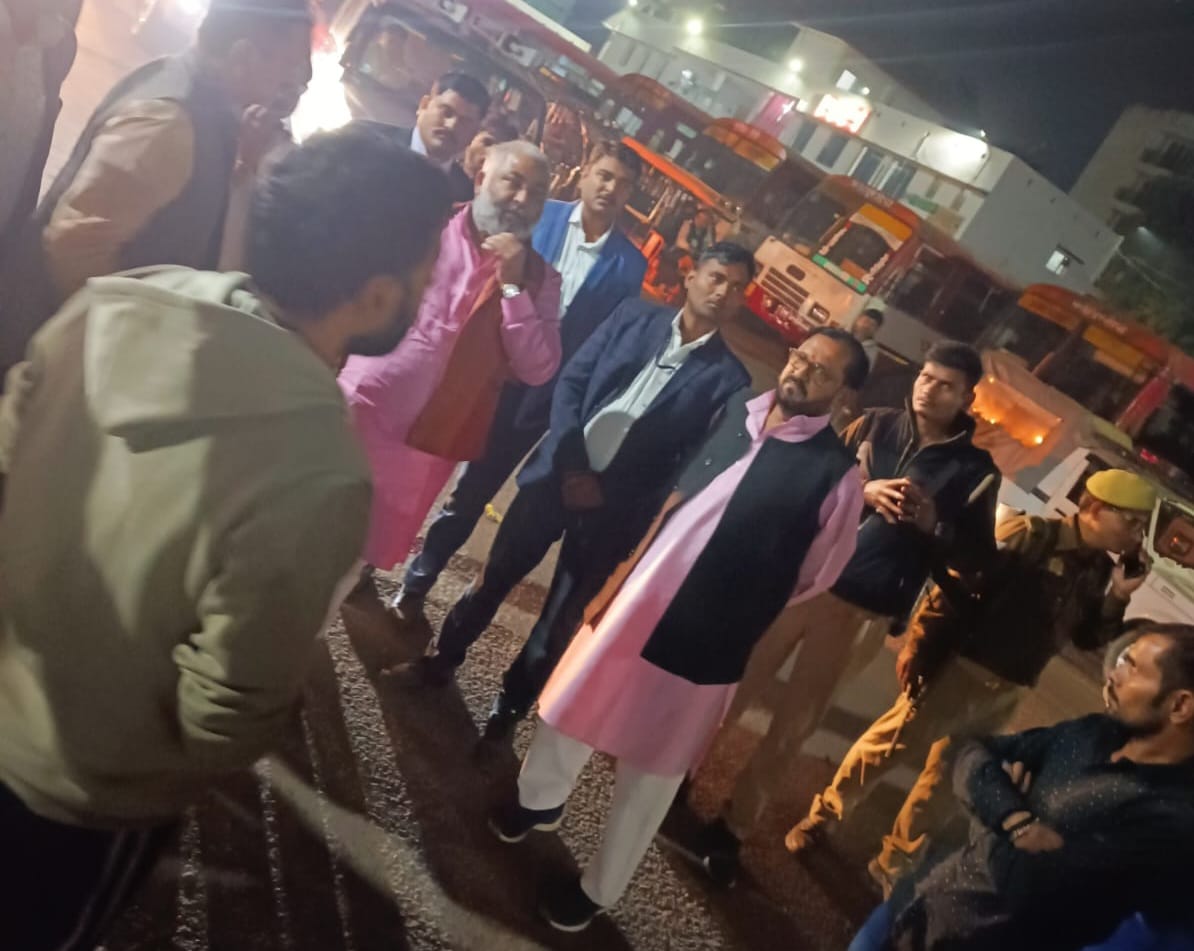 Roadways Bus Station Civil lines inspection Transport Minister Dayashankar