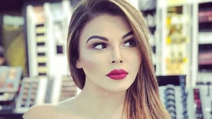 Rakesh Sawant Slam Sherlyn Chopra after Police Detain Rakhi Sawant Said My Sister is Social Worker
