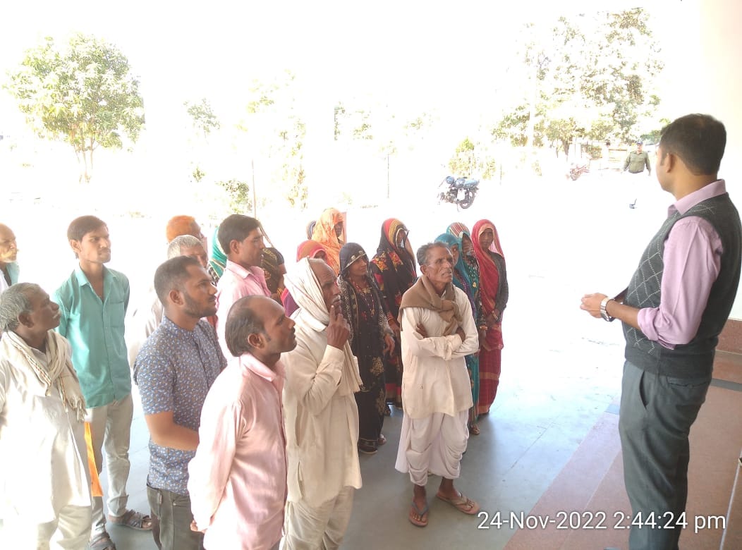 MP News: Sehore woman occupied public tank and well, villagers pleaded with collector