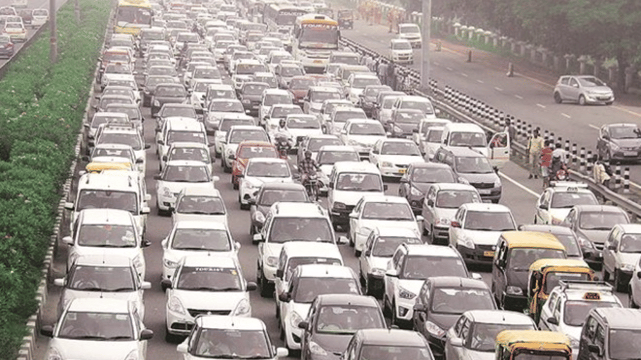 Oil ministry panel proposes to ban Diesel cars in major Indian cities by 2027
