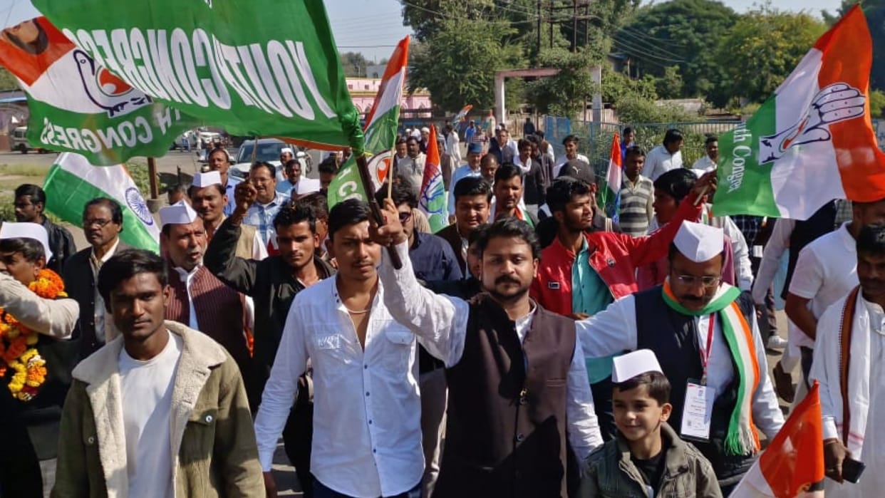 Youth Congress agitated over removal of posters of Bharat Jodo Yatra in Sehore