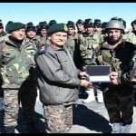 Commander Upendra Dwivedi visited at LoC in Uri
